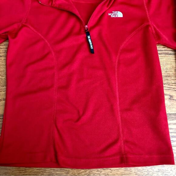 The North Face Pullover Red Polyester 1/4 Zip VaporWick Top Women’s Size Medium - Picture 5 of 10